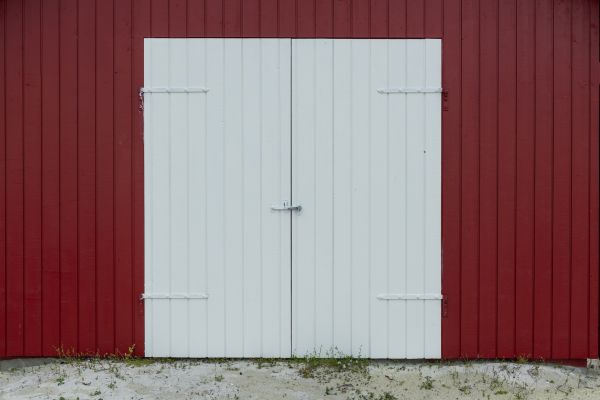 Pole Barn Siding Installation in Kingwood