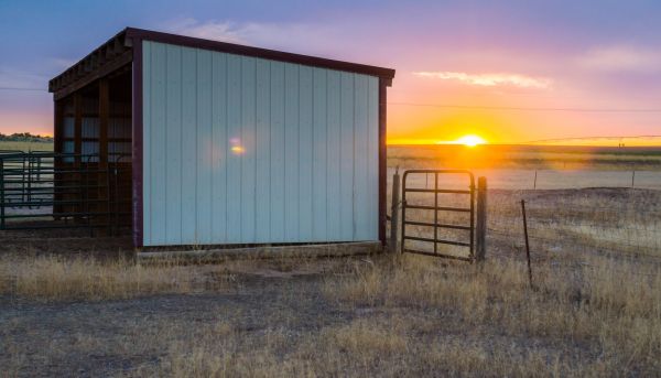 Pole Building Siding Service in Kingwood
